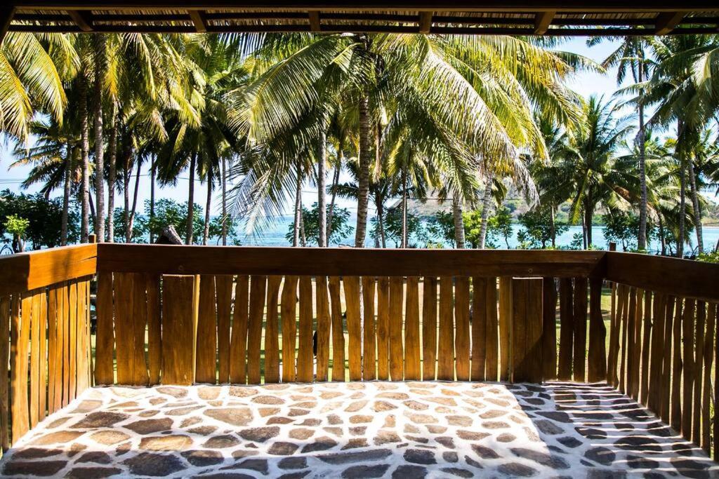 Beach-Front Sumbawa Surf House Lemonga Eksteriør bilde